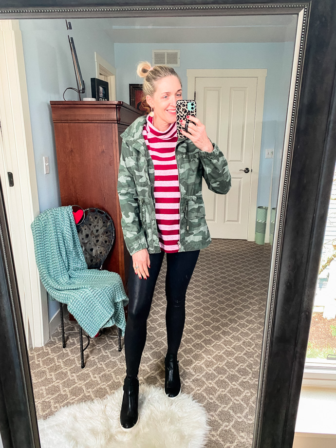 stripes and camo leggings outfit