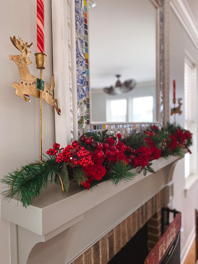 how to decorate with garland