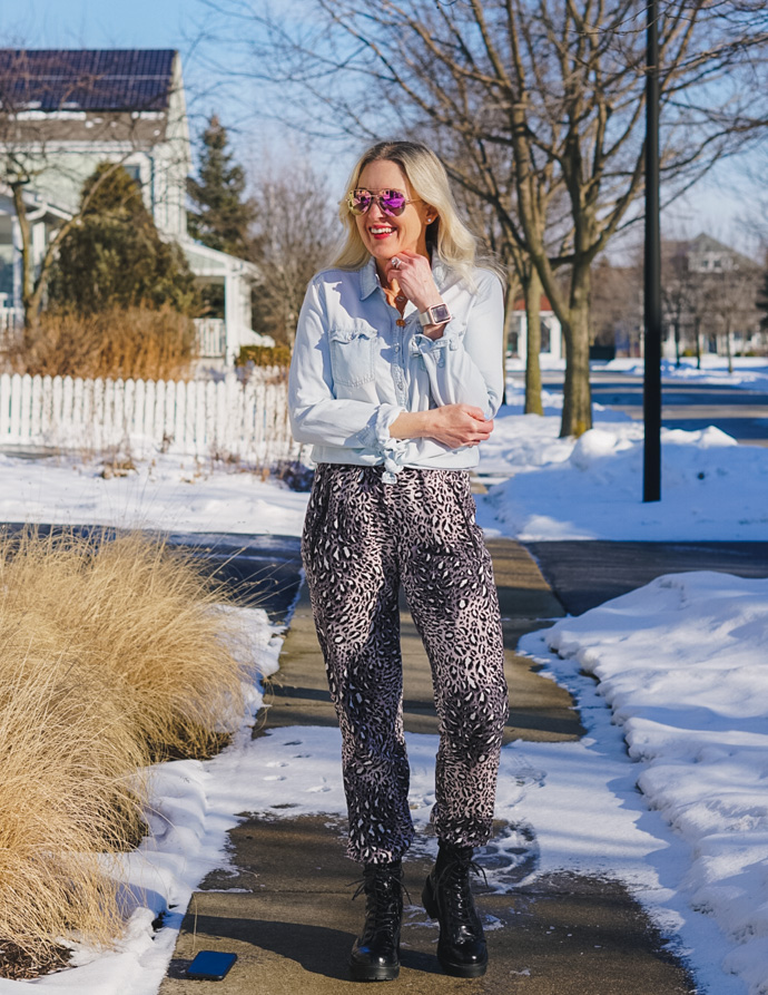 winter outfit with leopard print joggers 