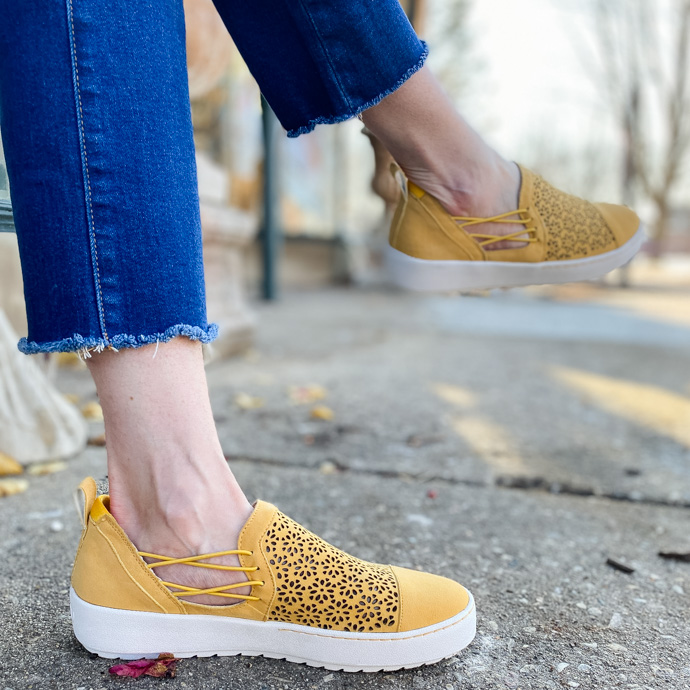 選べる配送時期 YELLO SINGLE SNEAKER SHORT BOOTS - 通販