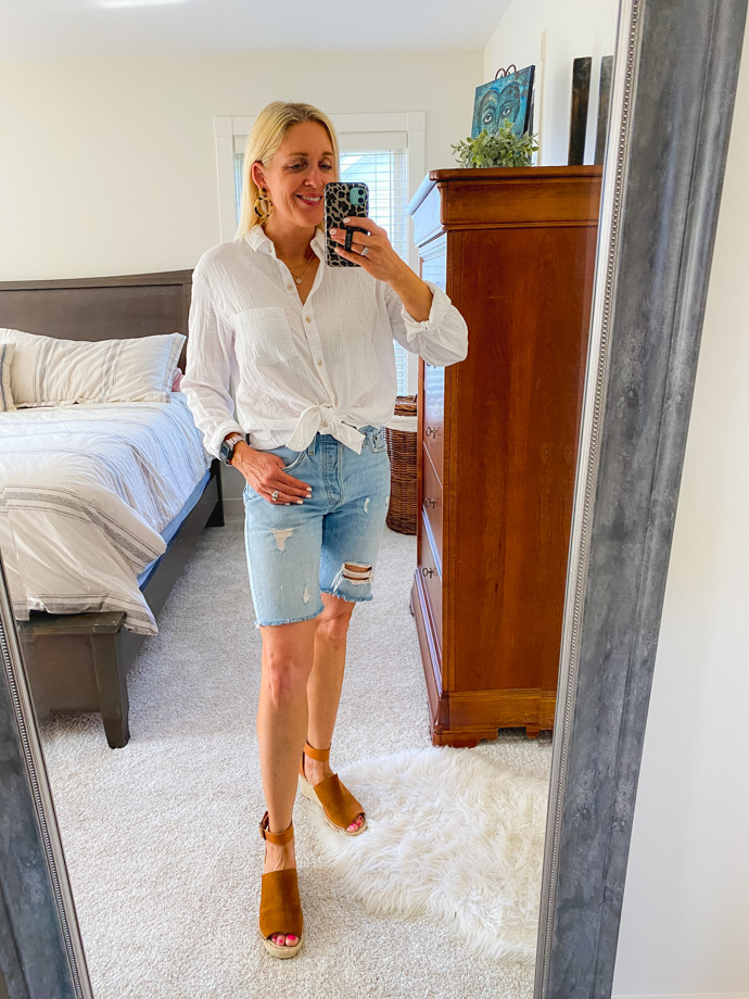 how to dress up denim shorts