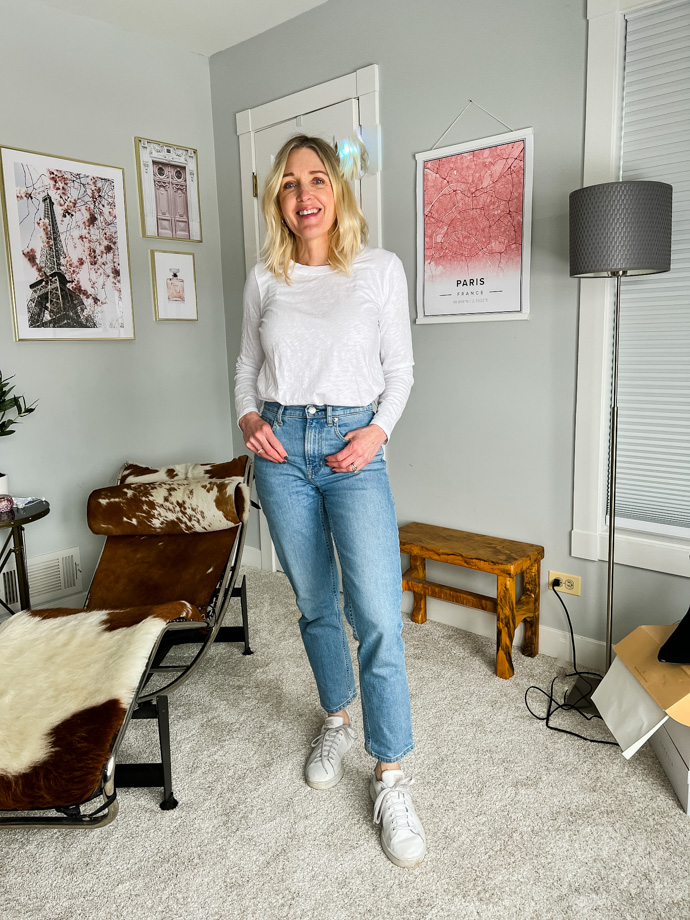 basic white tee and jeans outfit