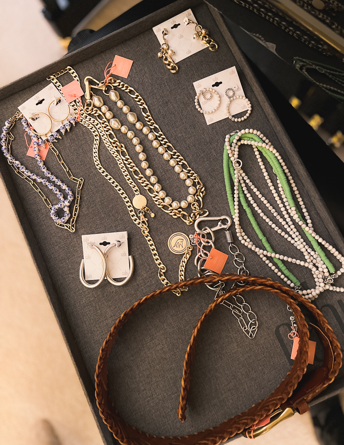 cabi spring 22 accessories