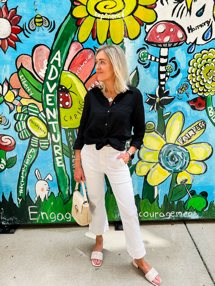 Casual outfit with a statement necklace