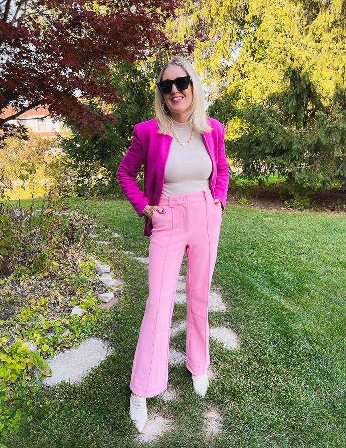 20 Hot Pink Blazer Outfit Ideas For Work - Savvy Southern Chic