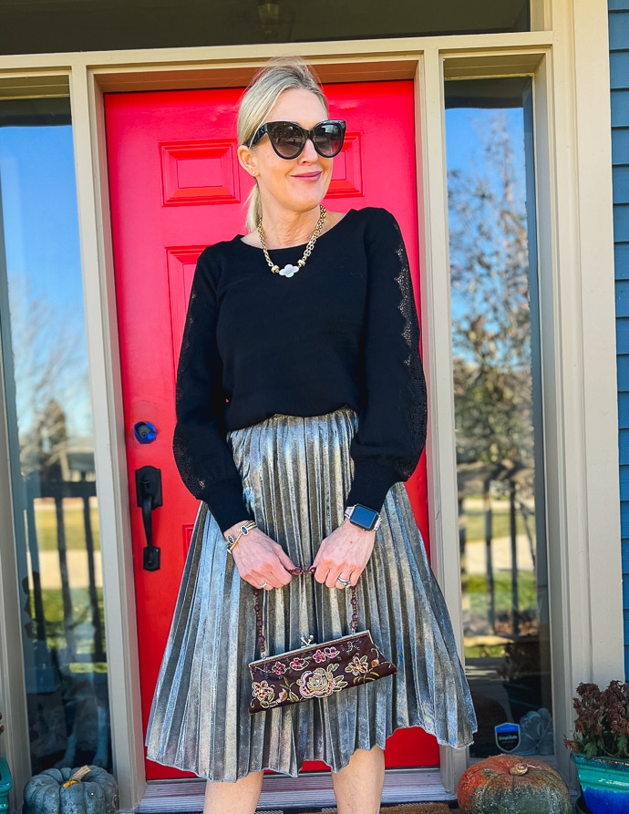 How to Rock A Velvet Dress with Confidence - Savvy Southern Chic