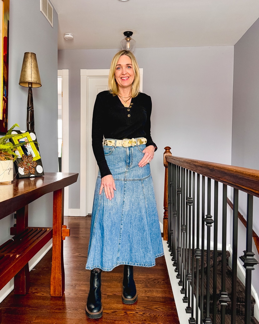 3 Ways to Style a Long Denim Skirt - Doused in Pink