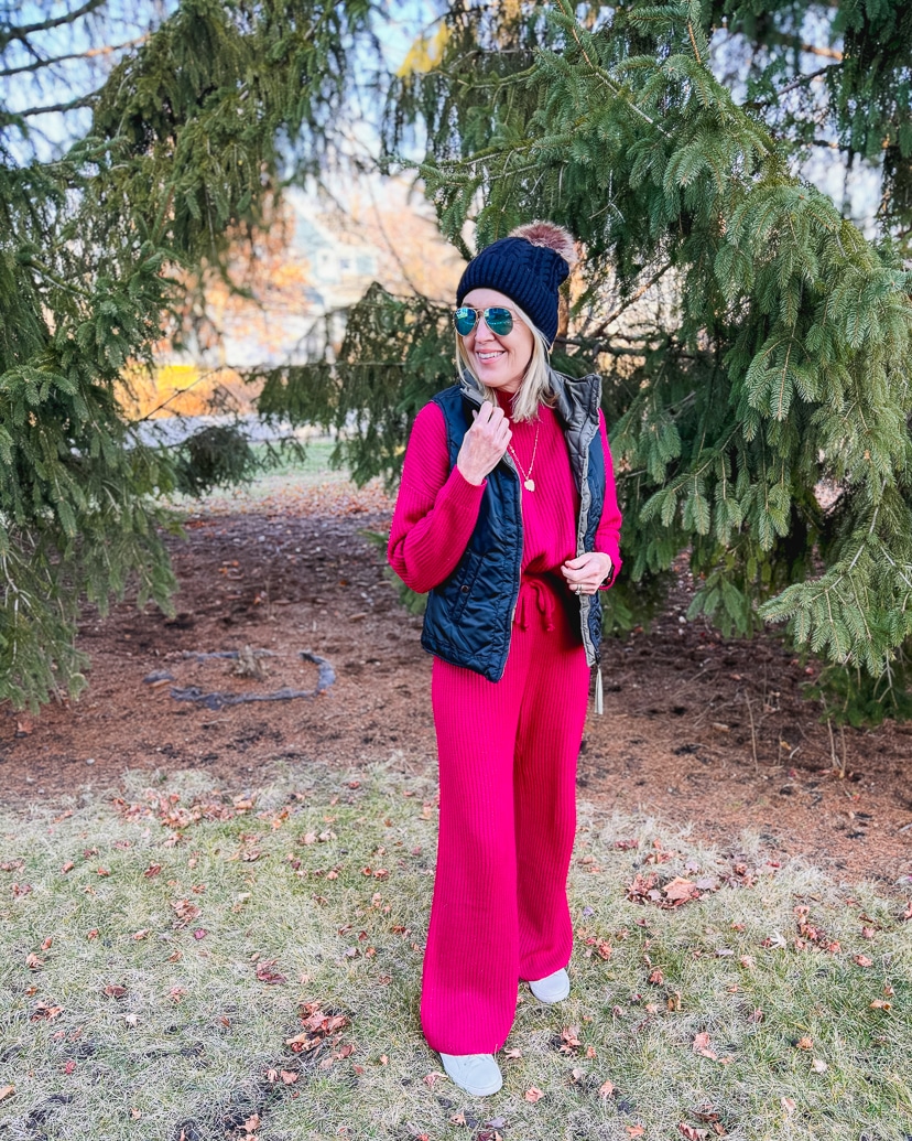 How to Wear Knitted Sets for the Holidays - Doused in Pink