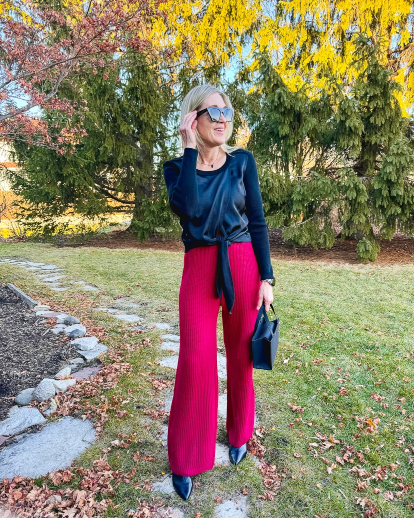 How to Wear Knitted Sets for the Holidays - Doused in Pink