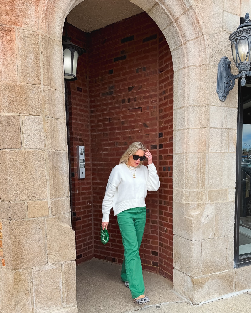 how to wear spring green