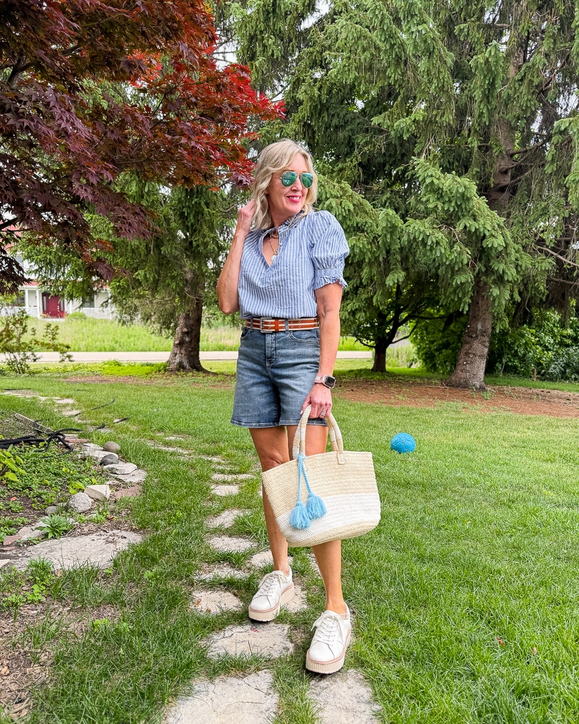 how to create outfits from 10 key pieces
