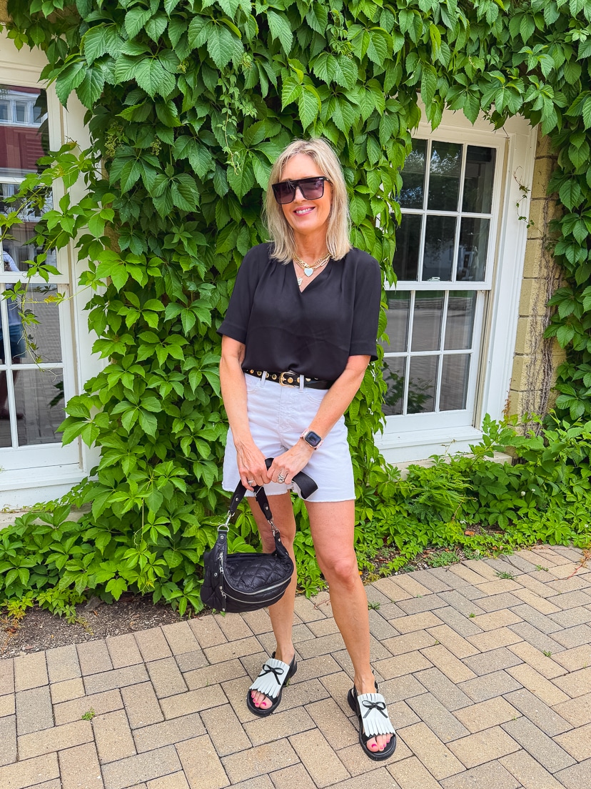 Black and White Summer Outfit Inspiration