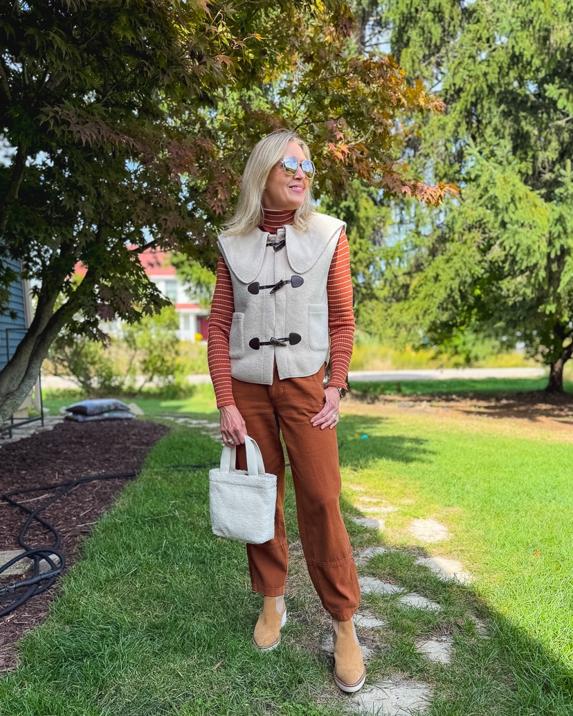 how to style a toggle vest