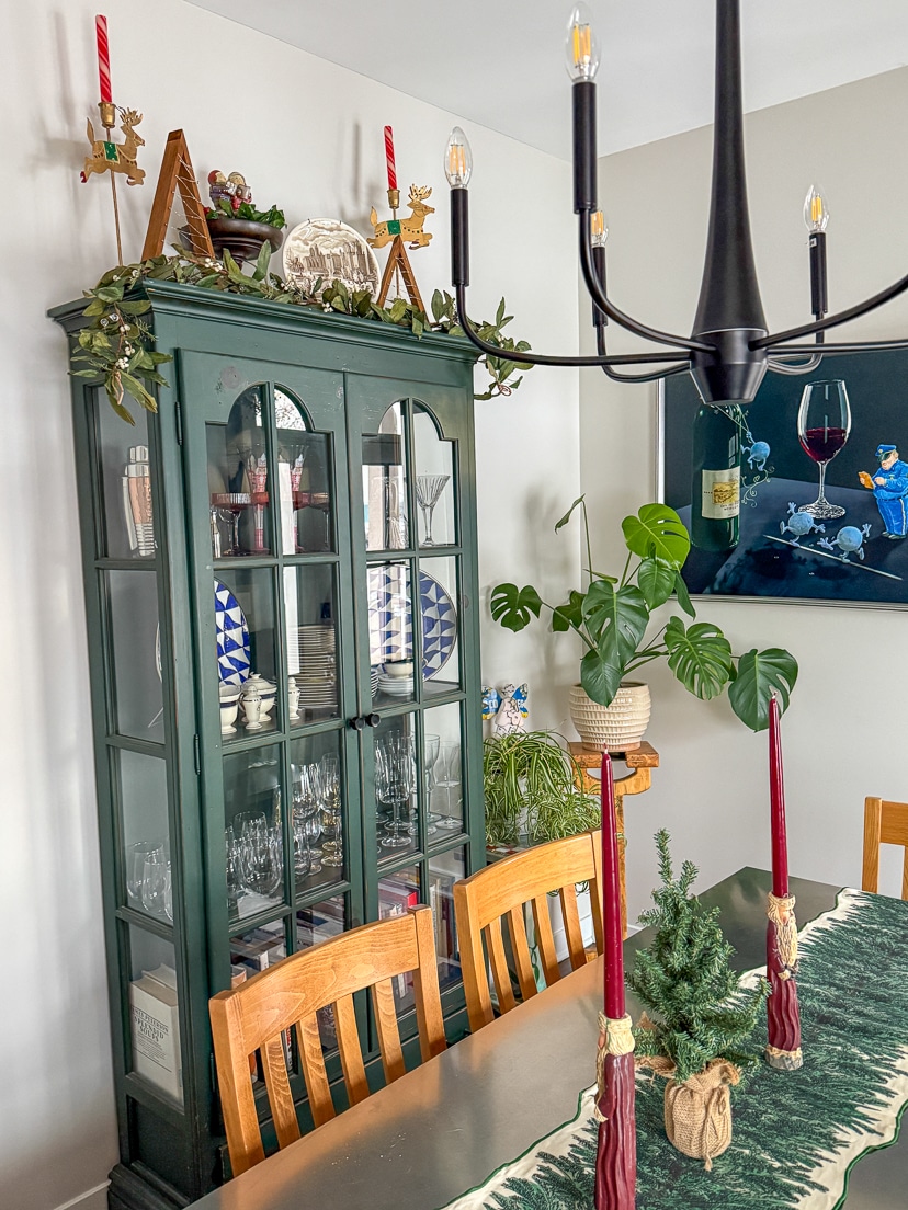 Christmas dining room decor