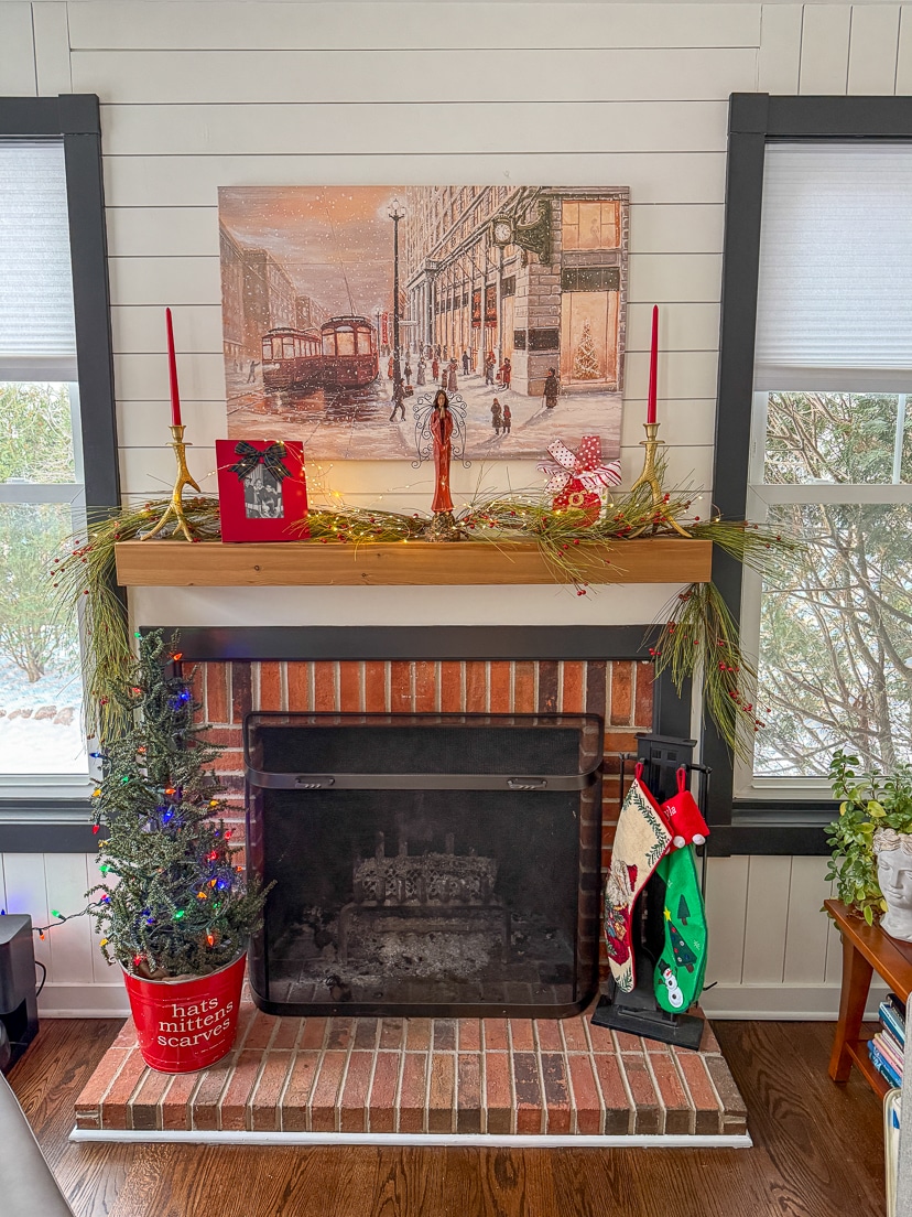 Holiday Home Decorating Ideas for a Small Home