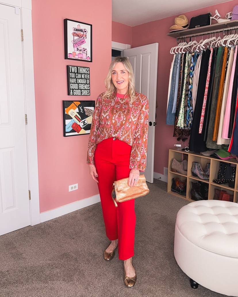 what colors go with red pants