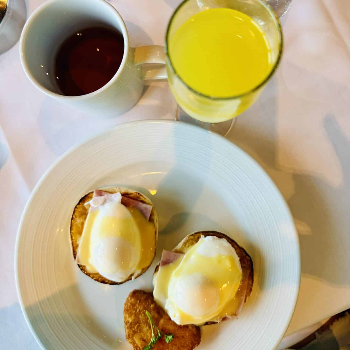 Royal Caribbean cruise breakfast