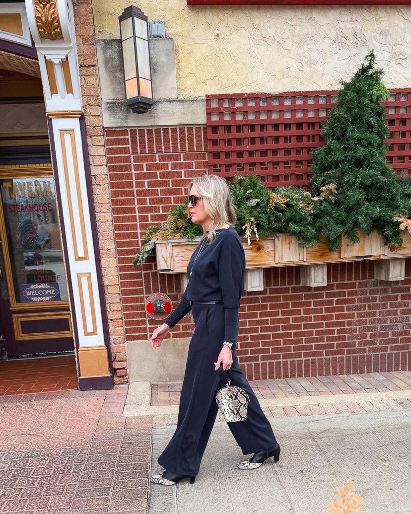 ways to dress up a casual outfit