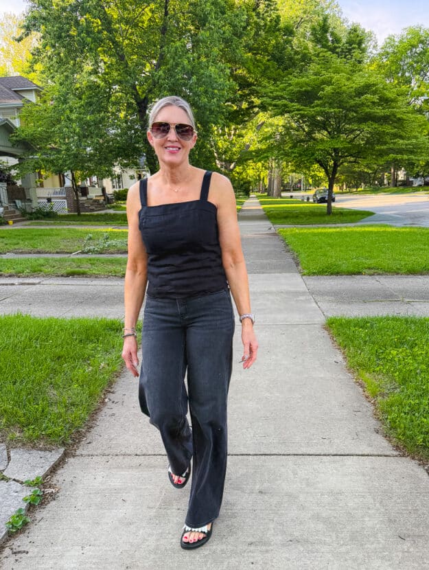 how to make black jeans look summery
