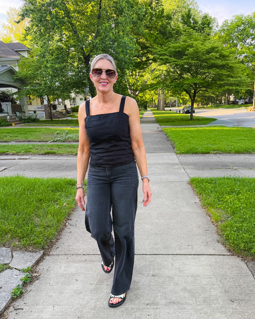 how to make black jeans look summery